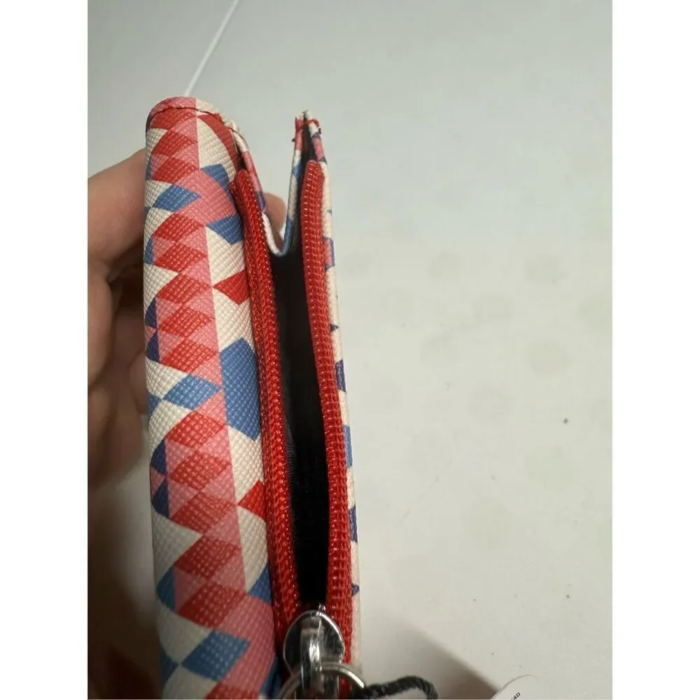 NWT Mundi On the Go Ladies Aztec Print Tri Fold Wallet